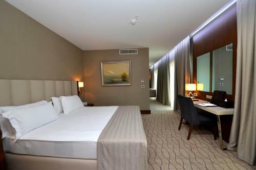 Grand Sakarya Hotel