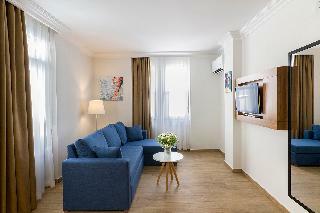 Apartamentos Comfort Suites