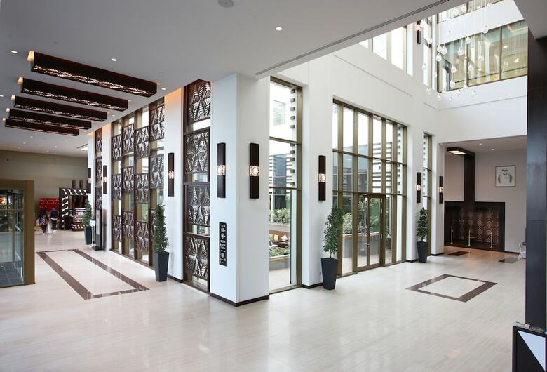 Metropolitan Hotel Dubai