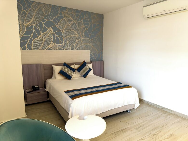 Hotel Catedral Plaza