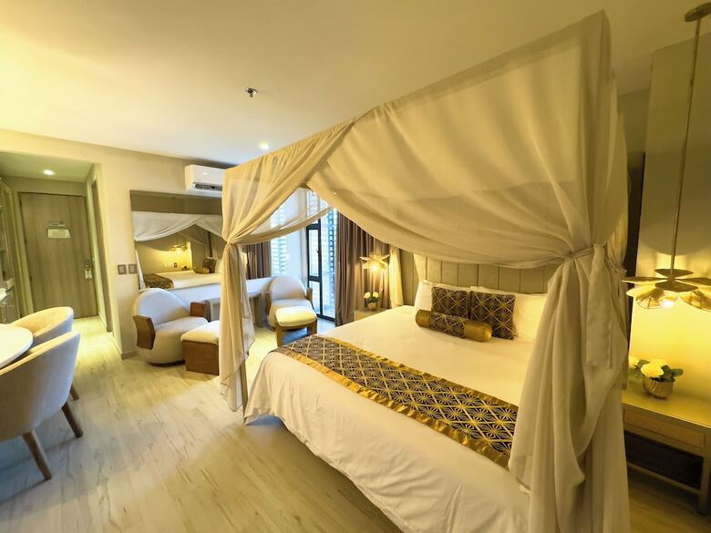 Hotel Catedral Plaza