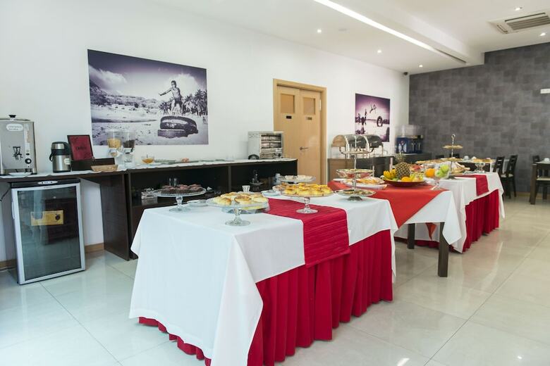 Santiago Hotel