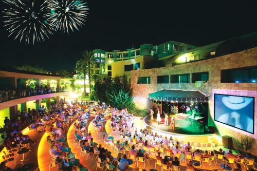 Limak Atlantis Deluxe Hotel