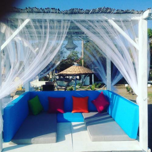 Hostal Bora Bora Marin