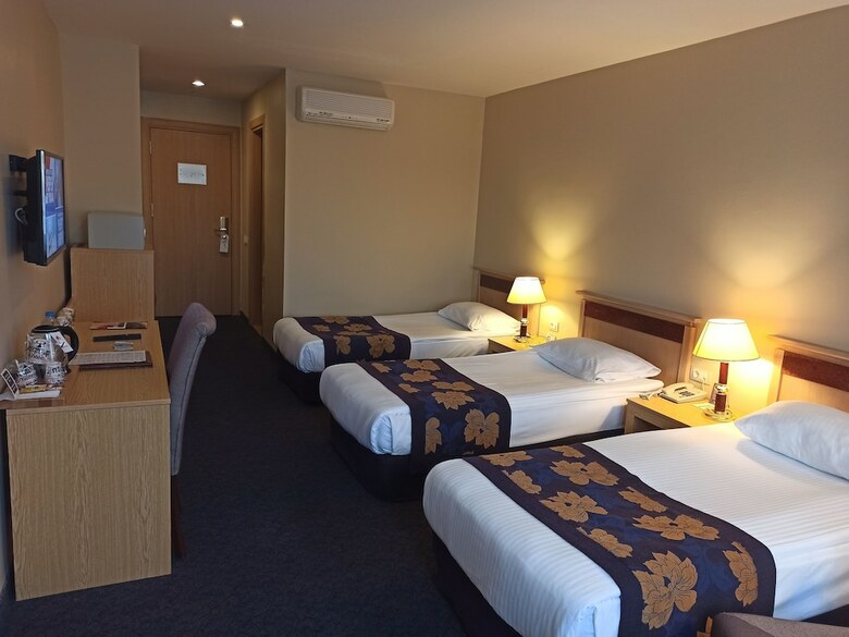 Perissia Hotel & Convention Centre