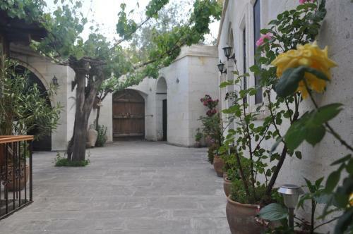 Hostal Aravan Evi