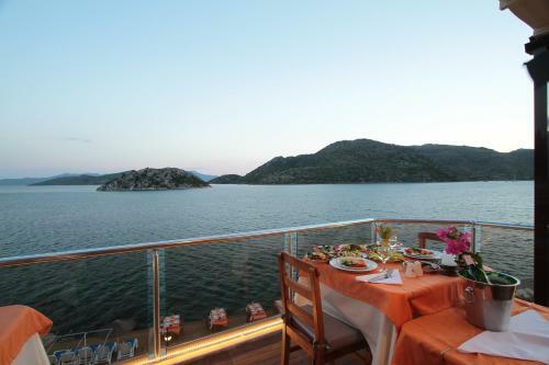 Tymnos Hotel
