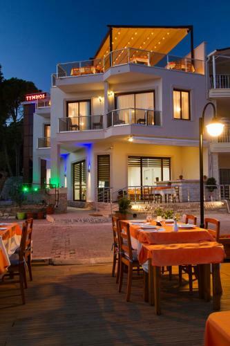 Tymnos Hotel