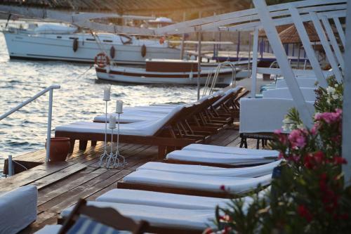 Bozburun Pembe Yunus Hotel