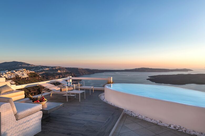 Hotel Aqua Luxury Suites