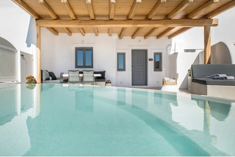 Hotel Aqua Luxury Suites