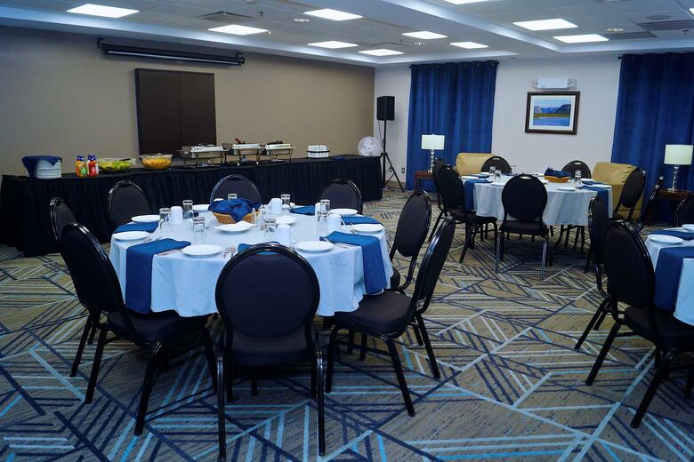 Hotel Holiday Inn Express Deer Lake