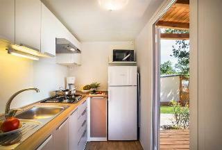 Hotel Valkanela Camping