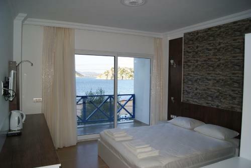 Blue Bosprina Hotel