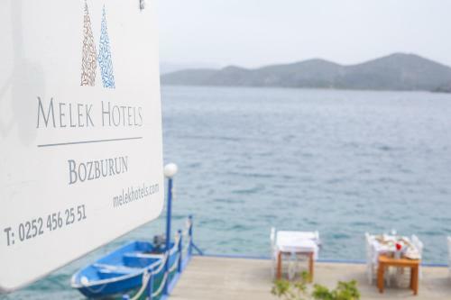 Blue Bosprina Hotel