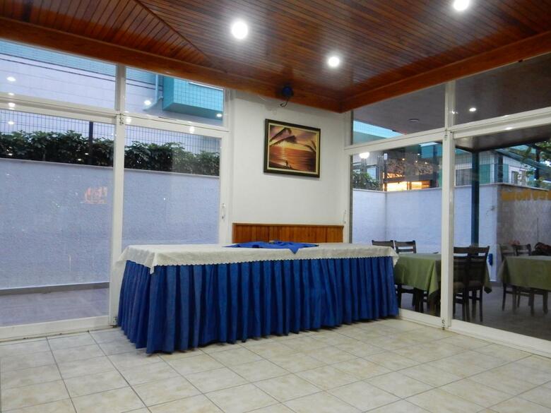 Aysev Hotel