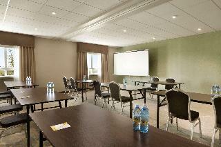 Hotel Days Inn & Suites By Wyndham Airdrie