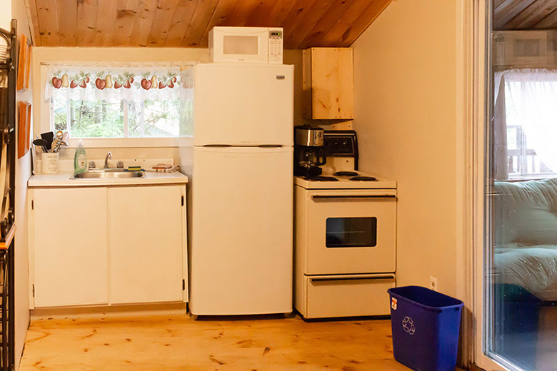 Hotel Mattawa River Cottages & Cardinal Restaurant