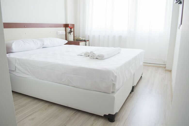 Yildirim Hotel