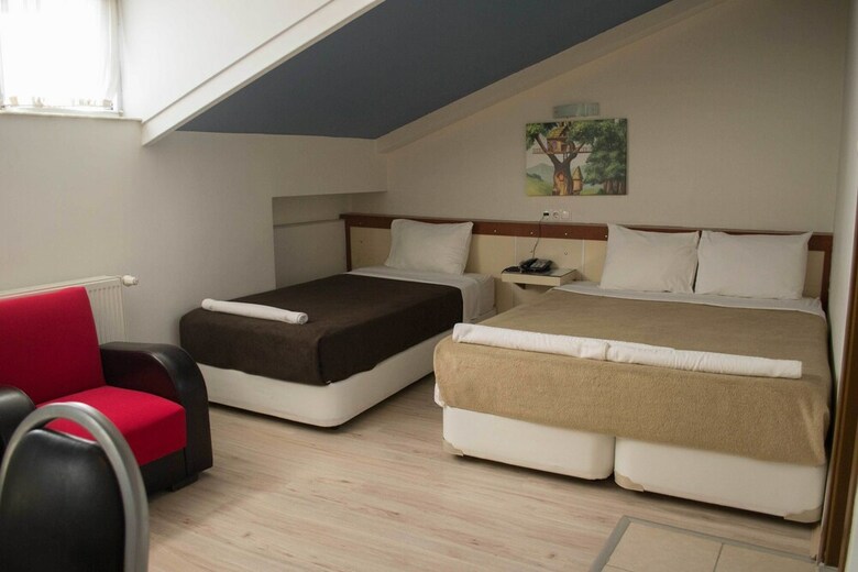 Yildirim Hotel