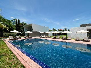 Hotel The Bale Phnom Penh