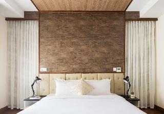 Le Castle River Hotel Apartment