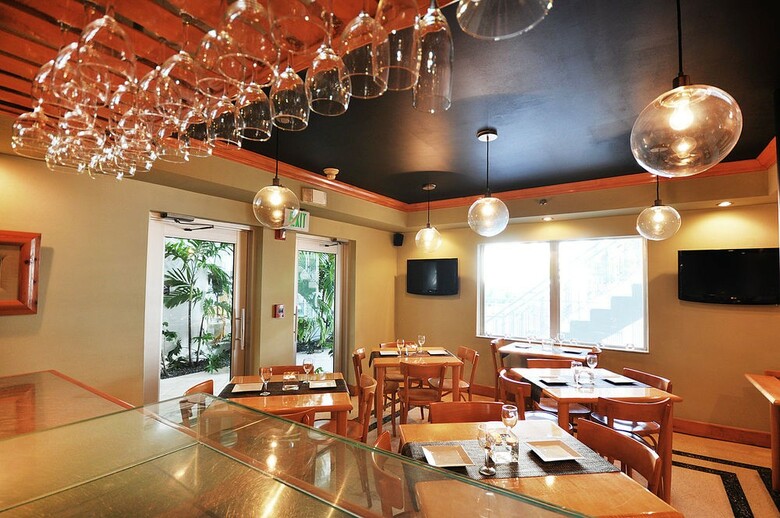 Crest Hotel Suites