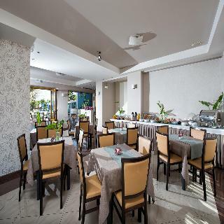 Mary Hotels Apartments