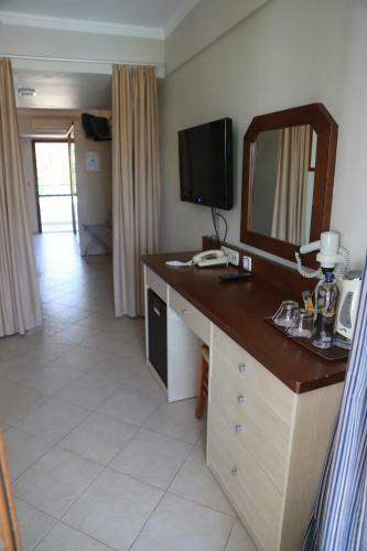 Yali Han Hotel