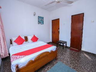 Hotel Sandakelum Tourist Guest House