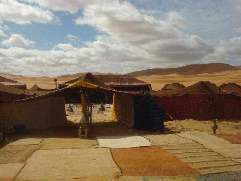 Bivouac Les Dunes de Tinfou