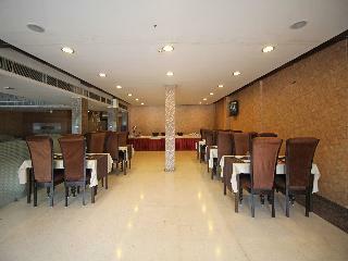 Oyo Flagship 22412 Hotel Sai Prakash