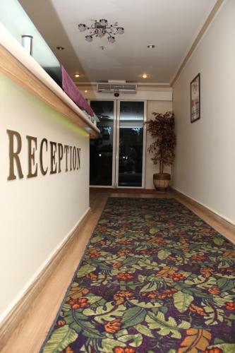 Aymini Hotel