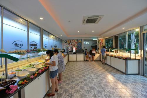 Tonoz Beach Hotel