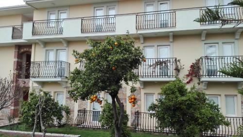 Mavruka Hotel