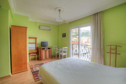 Nazar Hotel
