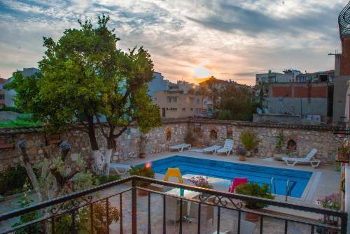 Nazar Hotel