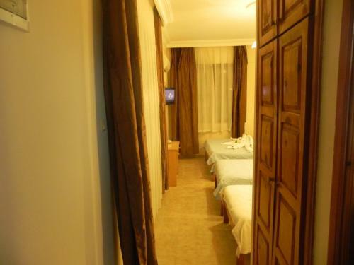 Star Hotel