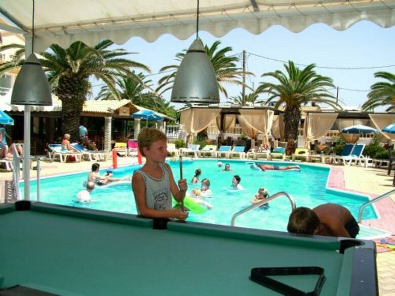 Hotel Blue Sea - Argyrades Beach