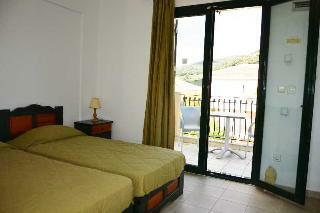 Apartamentos Koukounaries Studios
