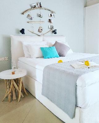 Angelos Apartments