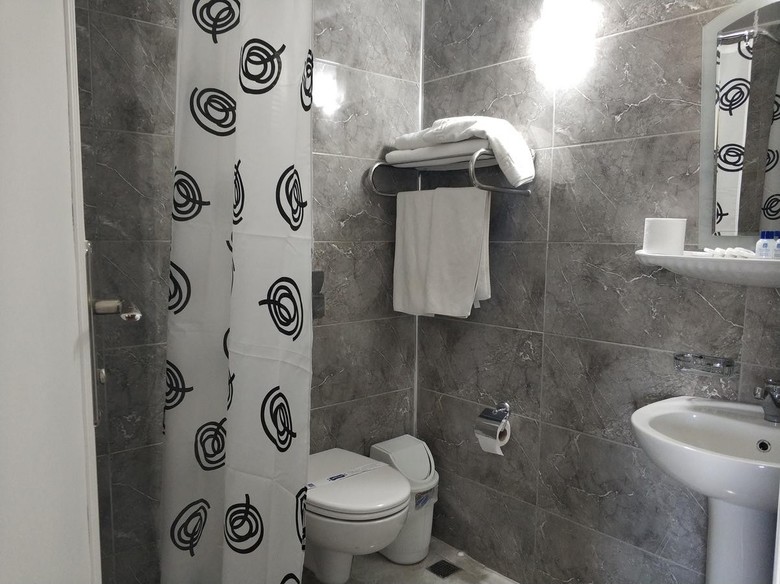 Hali Hotel