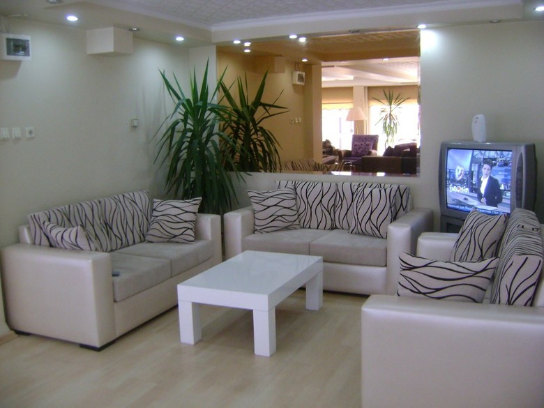 Hotel Ay