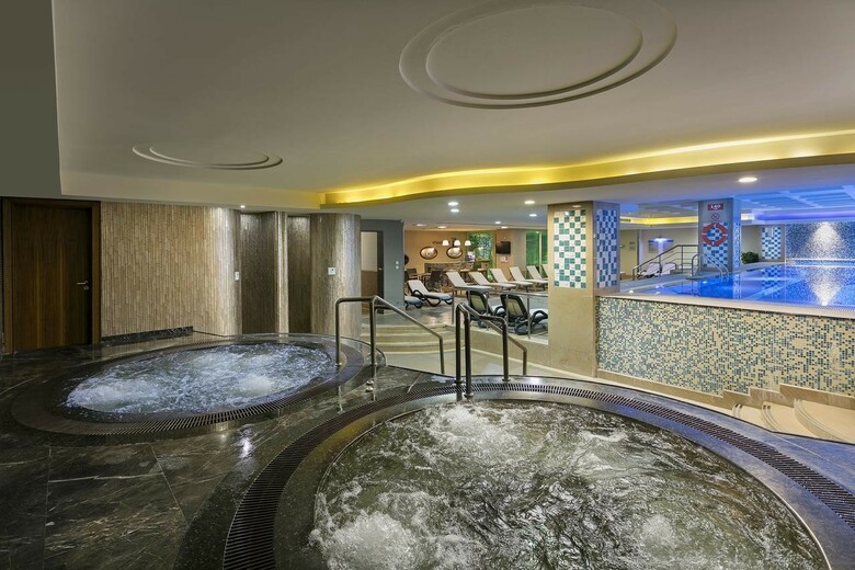 Hotel Titanic Port Bakirkoy
