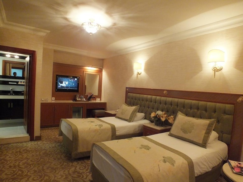 Grand Asiyan Hotel