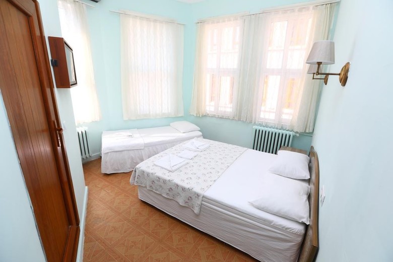 Albergue Yeni Hotel
