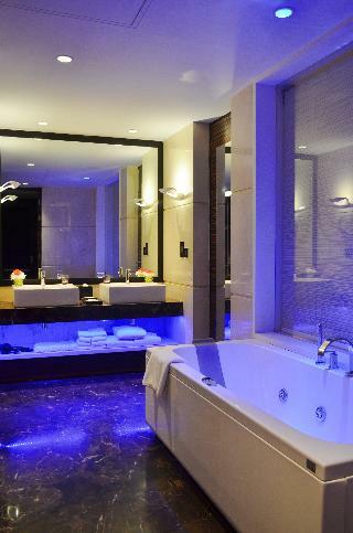 Hotel Planet Hollywood Beach Resort