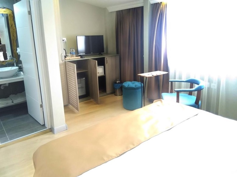 Jakaranda Hotel