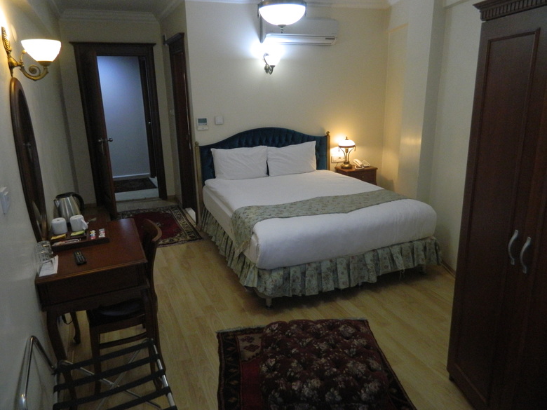 Basileus Hotel