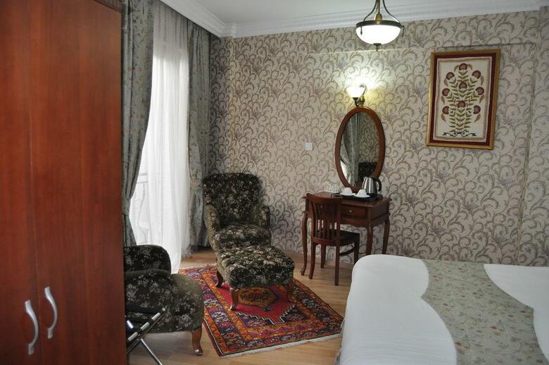 Basileus Hotel